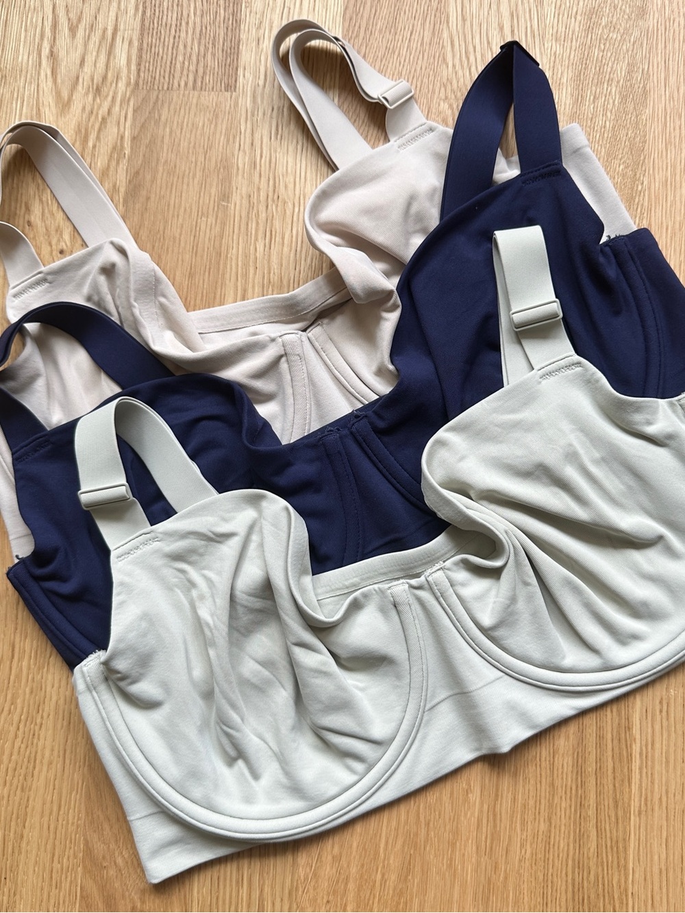 aerie Smoothez Bra Bundle in Nude, Navy and Light Sage Green